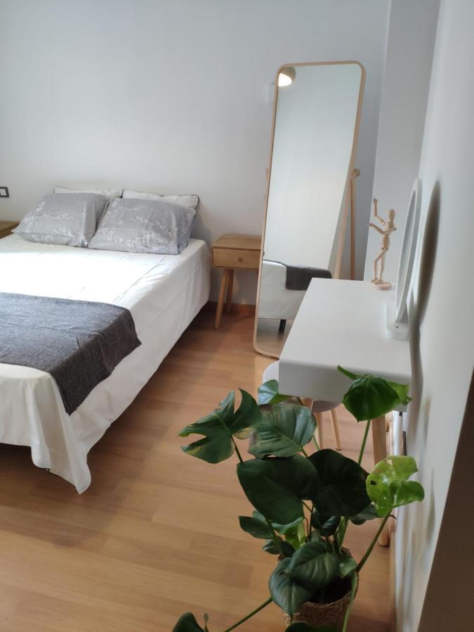 Unique Apartment In Malaga City Center With Pool Eksteriør bilde